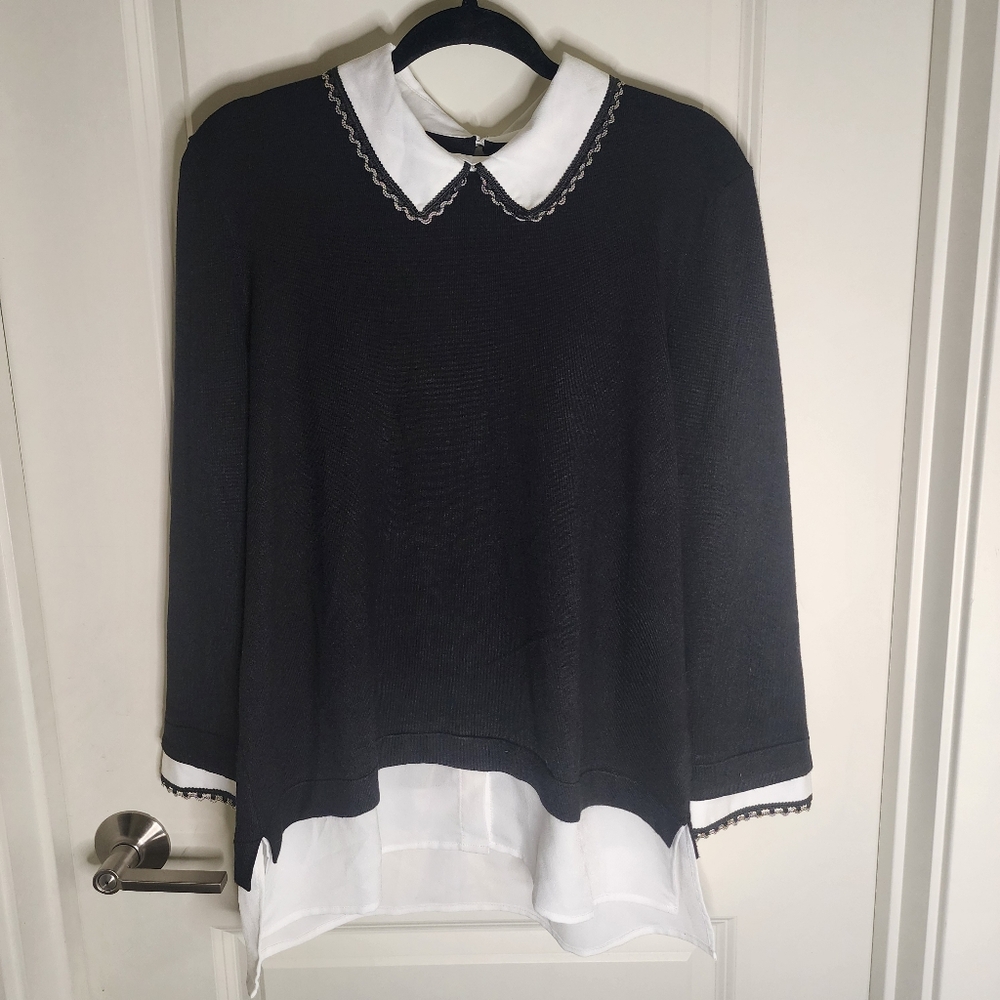 Karl Lagerfeld White and Black Collar Detail Sweater Size M